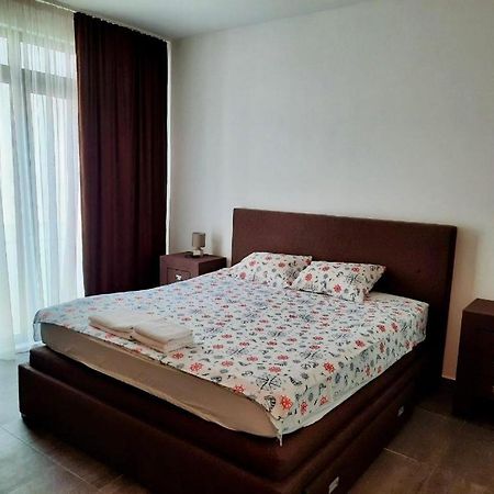 Apartments Joy Herceg Novi Eksteriør billede