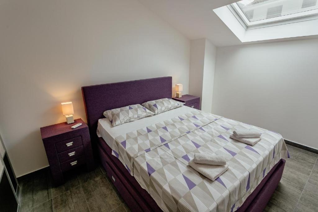 Apartments Joy Herceg Novi Eksteriør billede