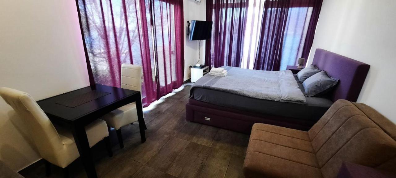 Apartments Joy Herceg Novi Eksteriør billede